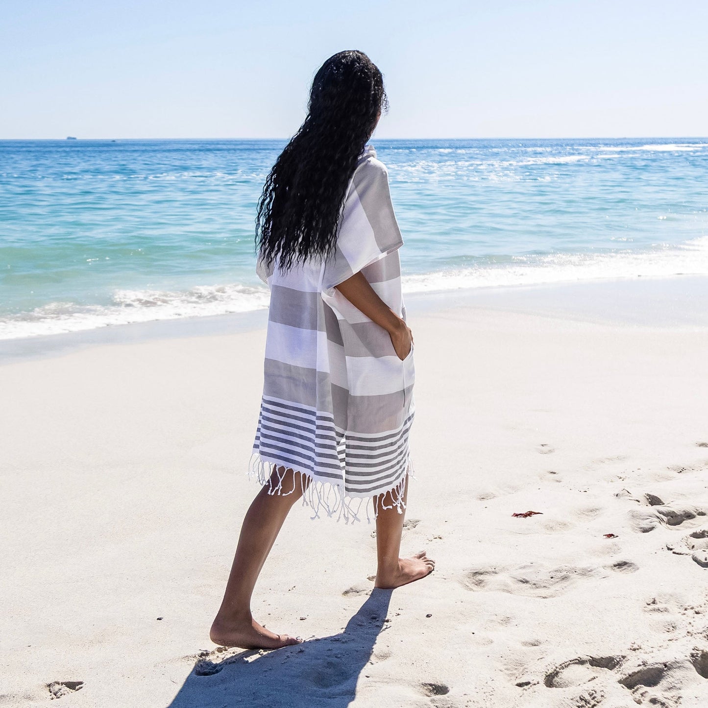 towel-poncho-s8 7_0003_Beach_Poncho_6.jpg