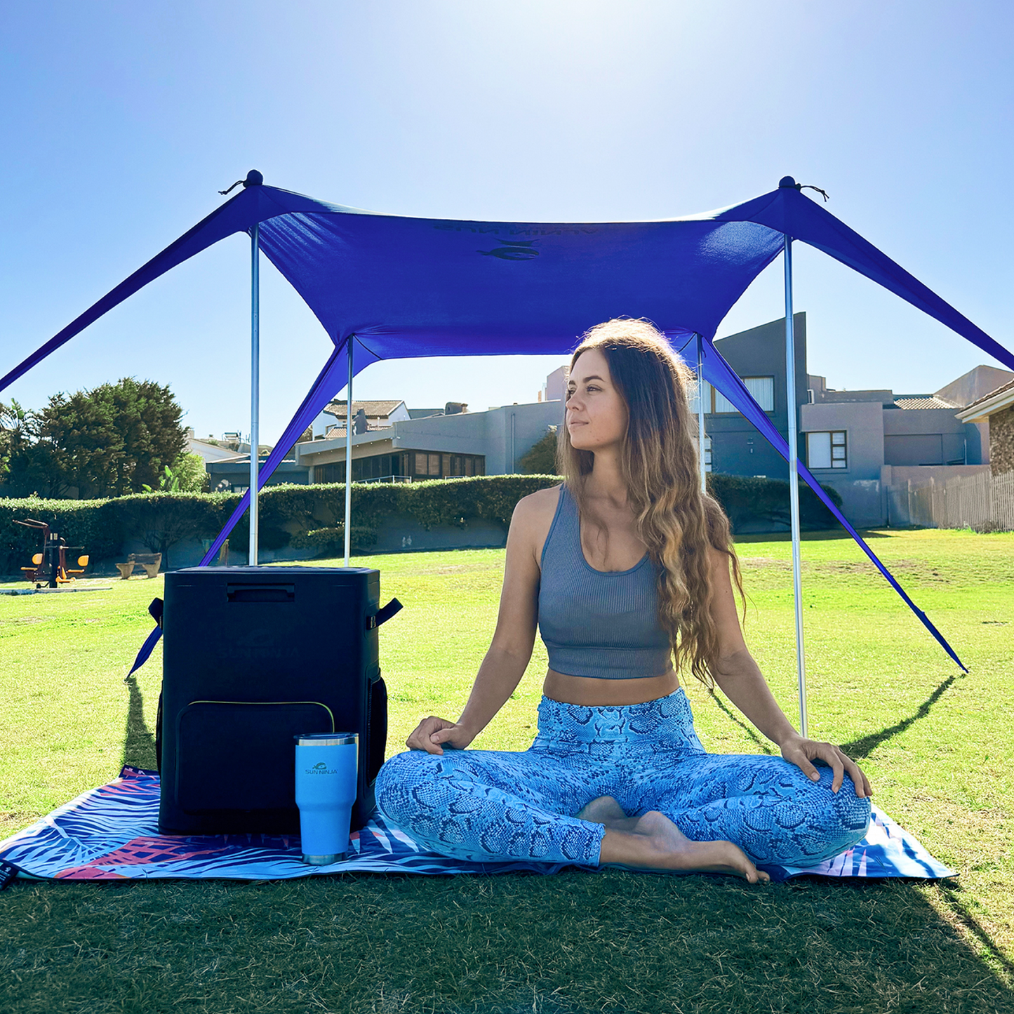 sun-ninja-beach-tents-n7 Sun-Ninja_2_person_tent_navy_5.png