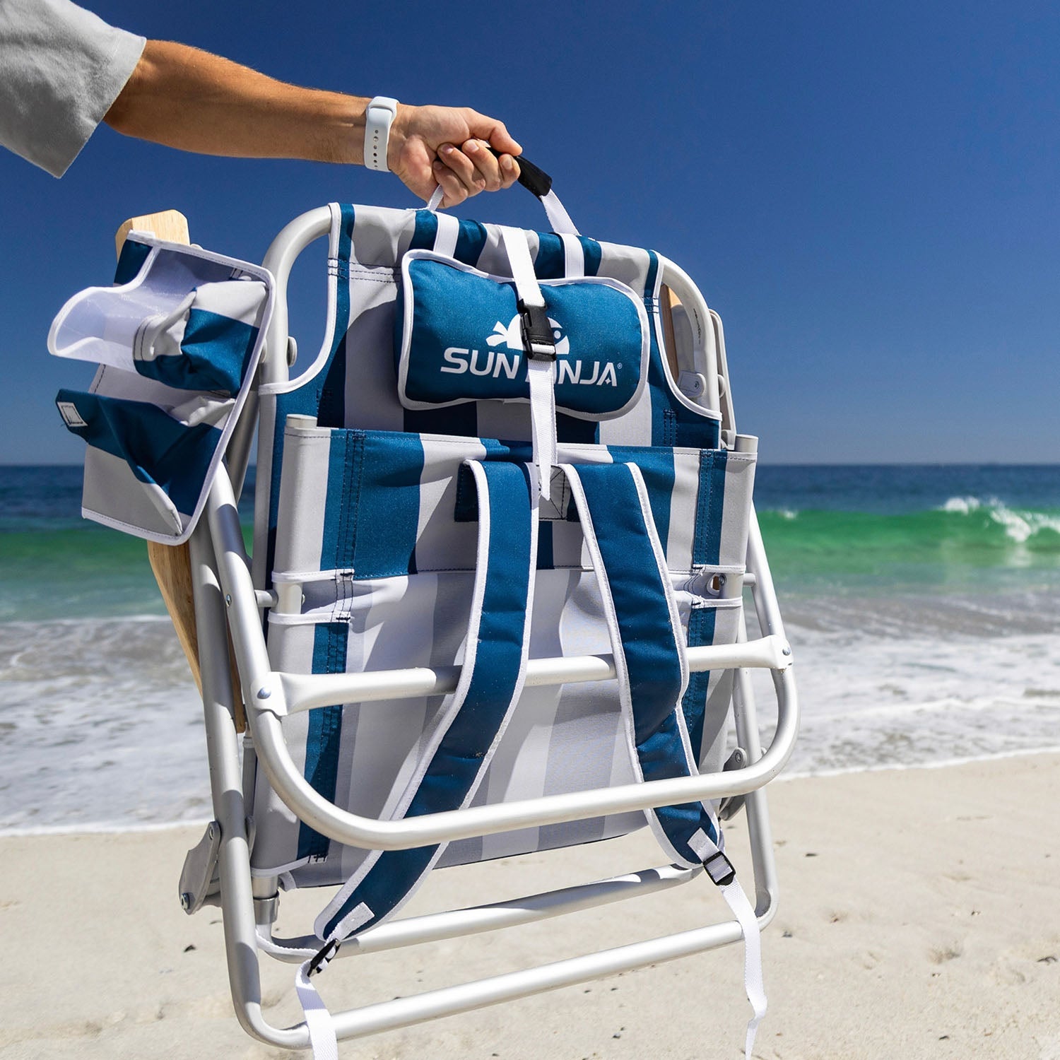 the-chill-dad-bundle-a2 Sun-Ninja_Beach_Chair_Flamingos_0_0009_Sun-Ninja_Beach_Chair_Navy_Stripes_5.jpg