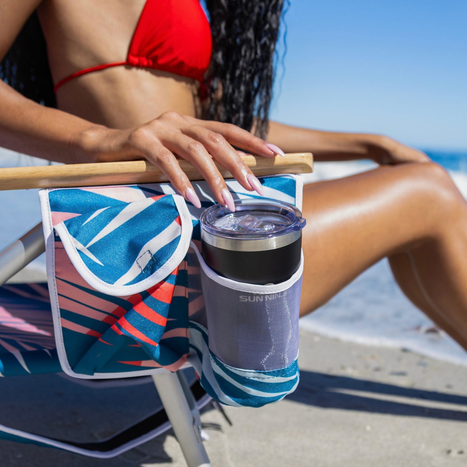 the-father-s-day-bundle-t1 Sun-Ninja_Beach_Chair_Flamingos_0_0020_Sun-Ninja_Beach_Chair_Navy_Palm_Leaves_6.jpg